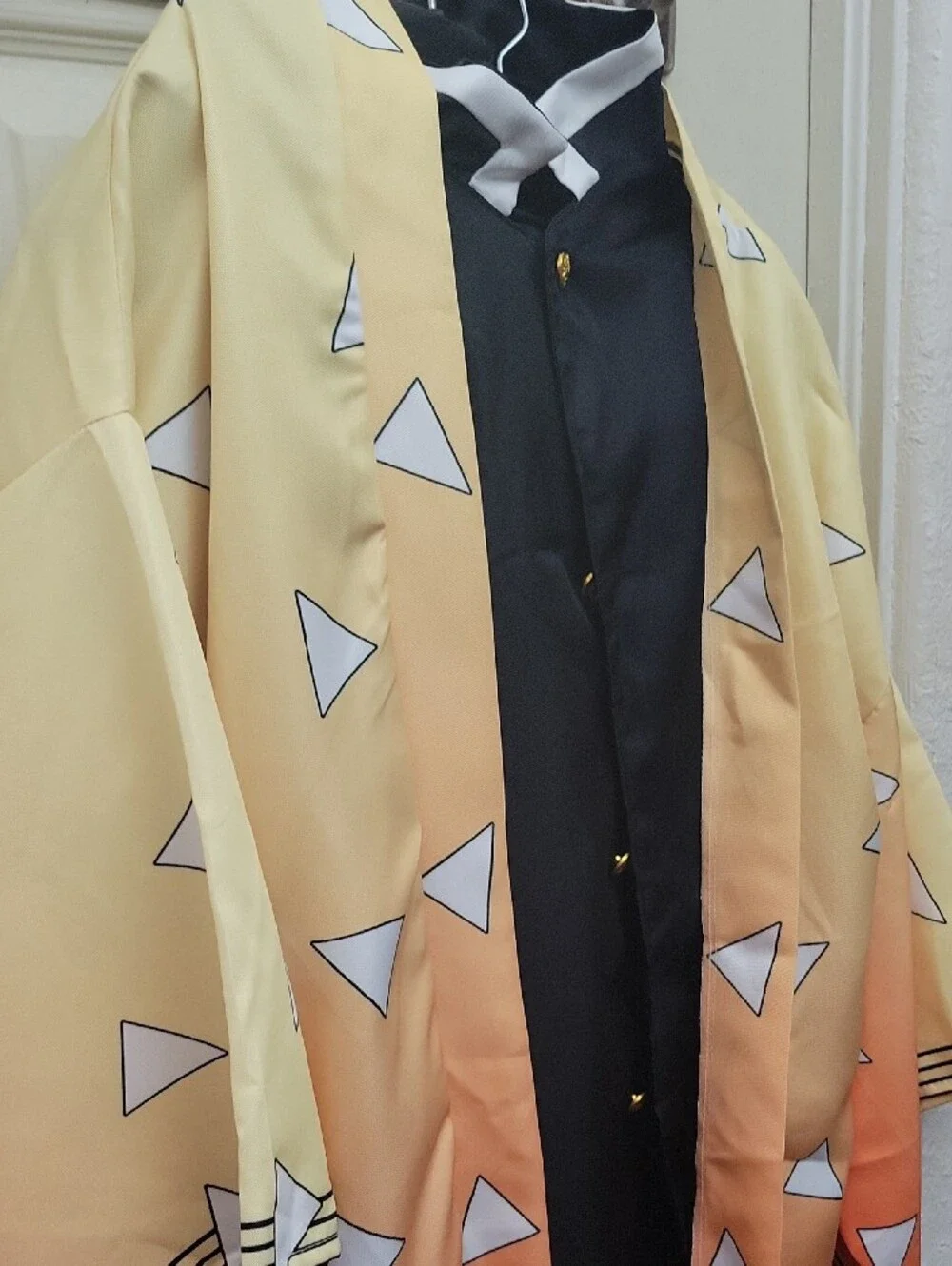 Zenitsu Agatsuma Cosplay